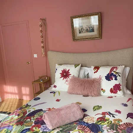 Le Rez De Jardin Pensión 4*