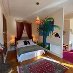 Le Rez De Jardin Vendégház