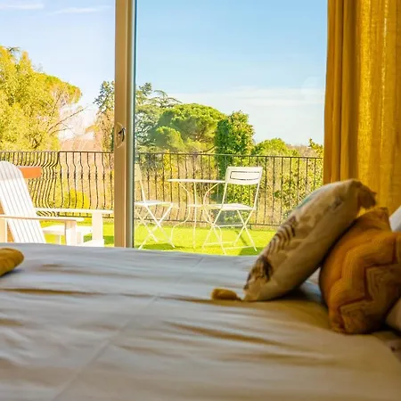 Le Rez De Jardin Maison d'hôtes 4*