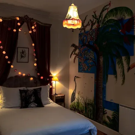 Le Rez De Jardin بيت ضيافة ألبي