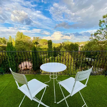 Le Rez De Jardin Maison d'hôtes 4*