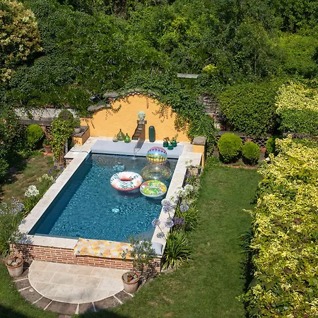 Maison d'hôtes Le Rez De Jardin 4*
