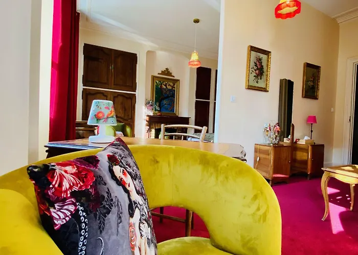 Le Rez De Jardin Πανσιόν Αλμπί