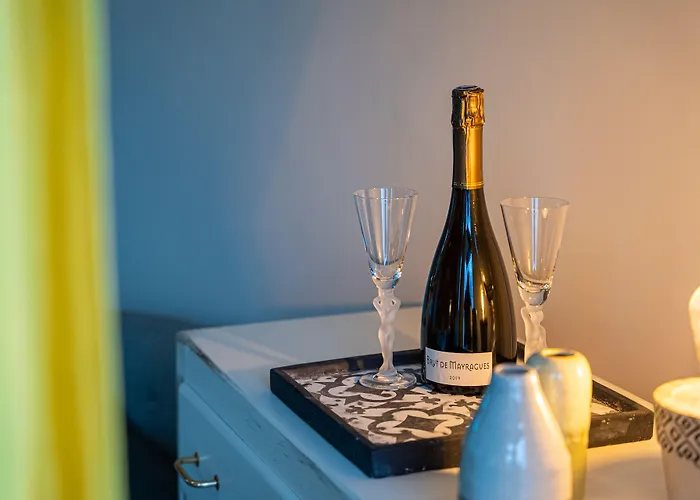 Pensión Le Rez De Jardin 4*